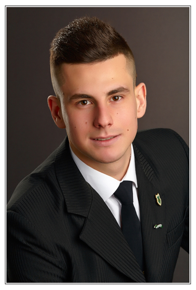 suvegescsaba18